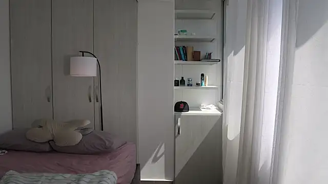 Paradise_boy__: διαδικτυακό σόου στην κάμερα