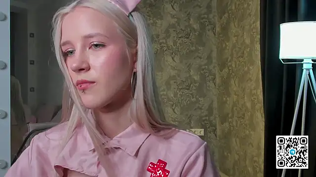 Anellyball Chat XXX live