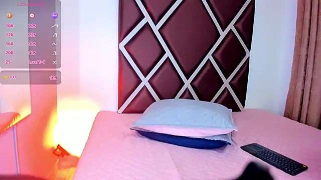 XXX chat uživo modela nahala_23