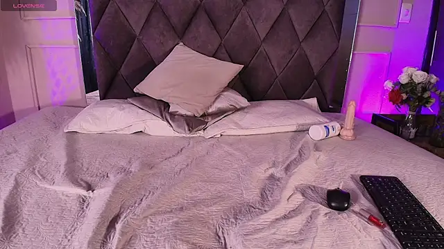 swmaddy_ élő XXX-chatje