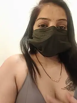 Chat +18 de Hot_pooja2 ao vivo