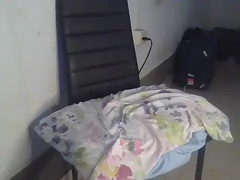 Andreesr Live XXX-chat