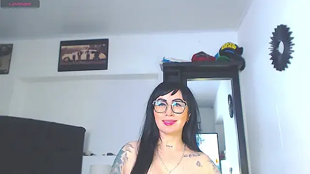 Vicky_hotmilf Live XXX-Chat