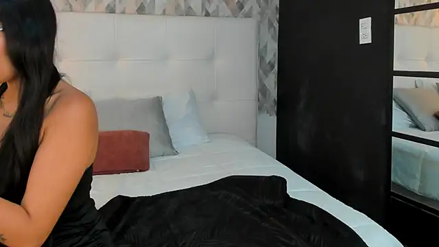 XXX chat uživo modela Roseaurora