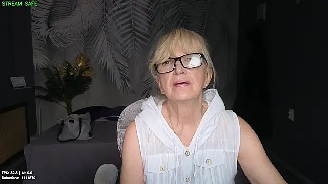 Онлайн чат XXX Dr_Mireille