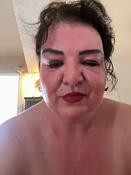 Czat XXX na żywo – curvymilfmicha