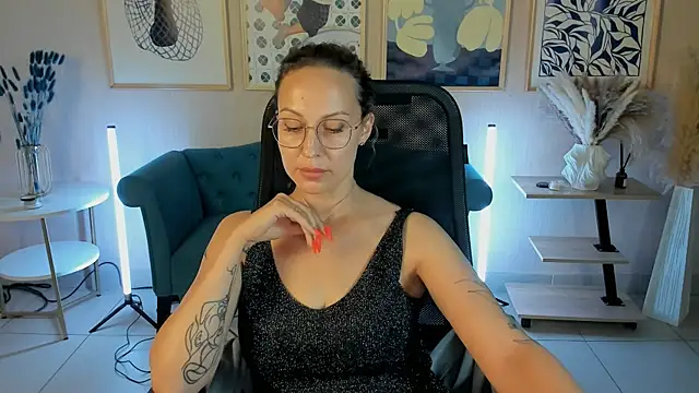 Charlotte_HudsonのライブXXXチャット