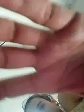 Chat XXX ao vivo de Novinha18anos