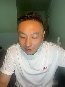 mrcake666のライブXXXチャット