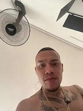 Chat XXX ao vivo de AlphaMasterXxx