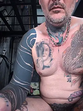 DarkDea Show in webcam