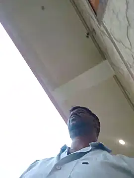 Paramkeerthi Pertunjukan Webcam