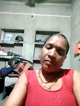 Loomaraj's Live XXX Chat