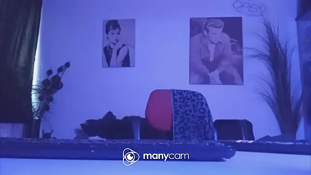 Živý XXX chat der_dino30