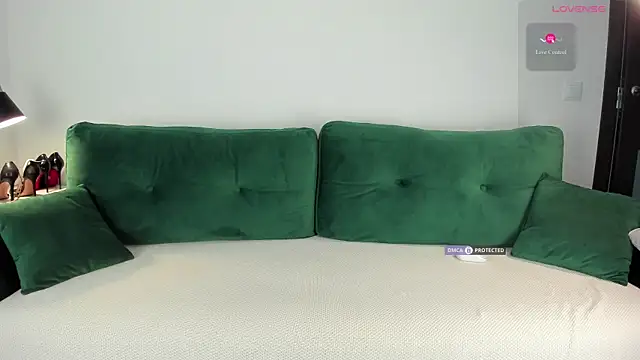 intrigueeme Chat XXX in diretta