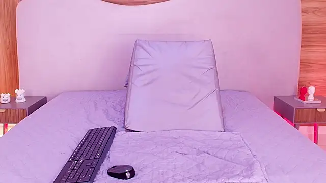 madi_stanf's Live XXX Chat