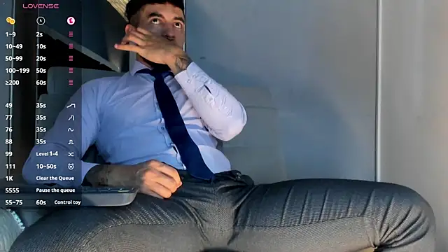 Chat +18 de MarkWalker__ ao vivo