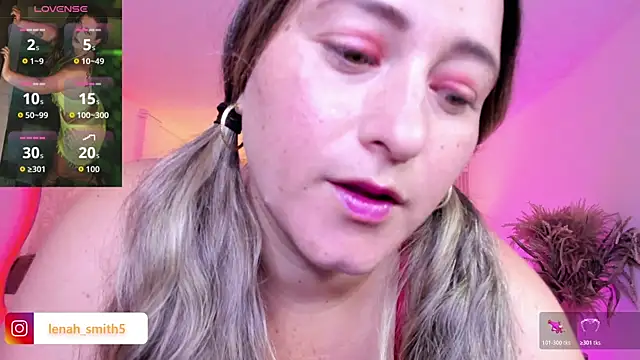 Chat XXX en directo de lenah_smith