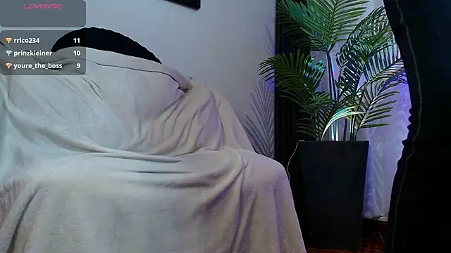 VictoriaPaker Chat XXX live