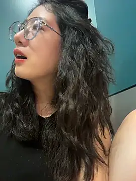 weiwei103 现场XXX聊天