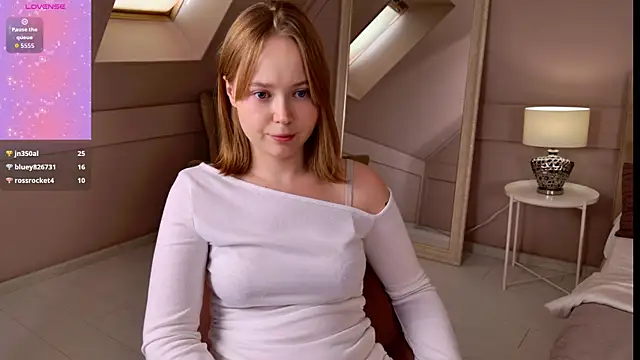 ElaraVance's Live XXX Chat