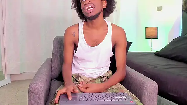 Chat XXX ao vivo de AllexJacob