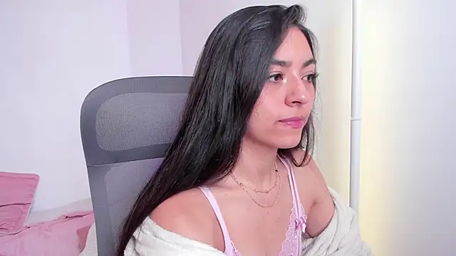 canelleGarces – Naživo XXX chat