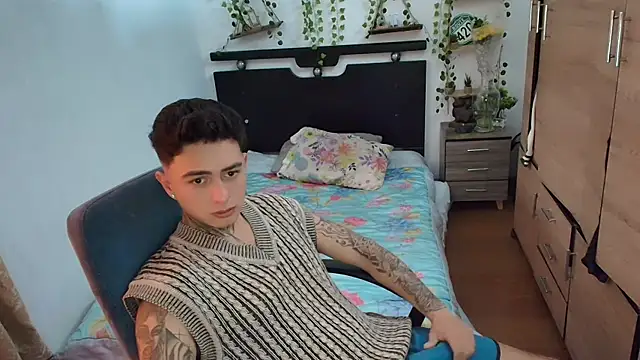 santii_ss 라이브 XXX 채팅