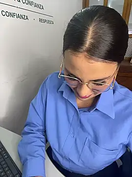 Živý XXX chat KateRousee