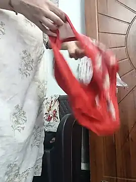 XXX chat uživo modela PUNAM456