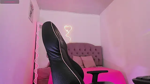 دردشة ZAAFIRA_TAY الجنسية المباشرة