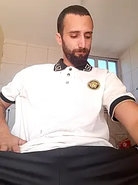 Luccareli10 Chat XXX in diretta