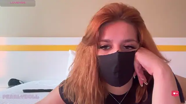 Pearlydoll live XXX chat