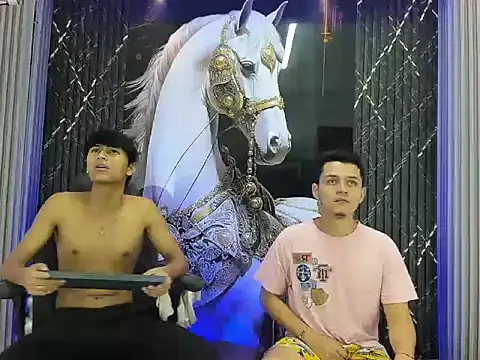 Онлайн чат XXX Benjamin_Alam