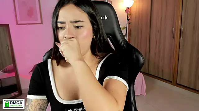 Veronica_isaza__ Chat XXX in diretta