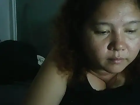 bitchychubby's Live XXX Chat