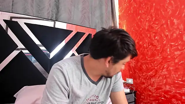 MikeBayers69 – Naživo XXX chat