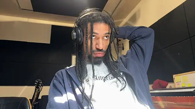 FavelaDaddyCum 라이브 XXX 채팅