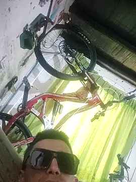 Yeisonfeli's Webcam Show