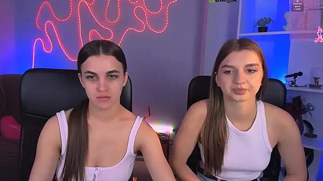 bloom_night's Live XXX Chat