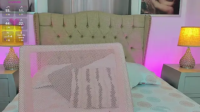 Chat XXX en directo de Beautyari_