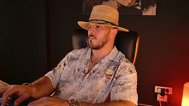 AngeloEric Chat XXX live