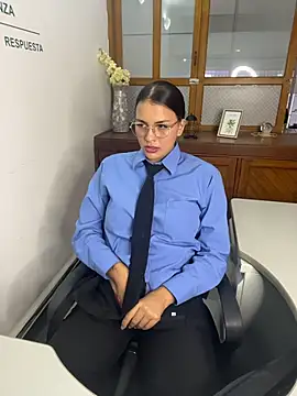 KateRousee Live XXX-chat