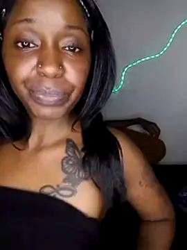 Pretty-Caramel1's Live XXX Chat