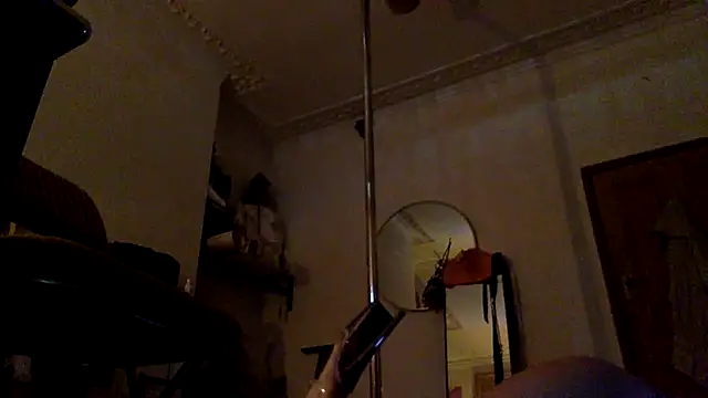 Webkamerová show pole_rose_bud_xxx
