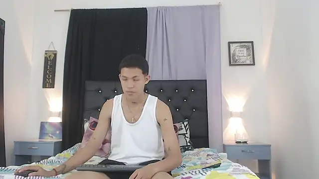 RoySteven – Naživo XXX chat