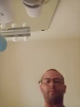 XXX chat uživo modela Zatil90