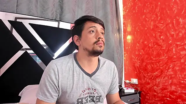 MikeBayers69のライブXXXチャット