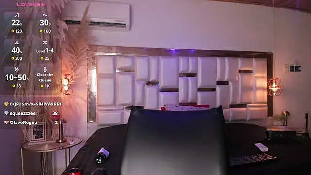 Chat +18 de KateMoorex ao vivo