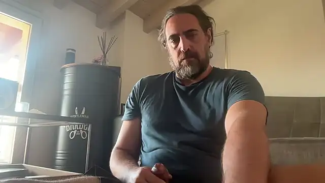 Mach3t3 Webcam Show